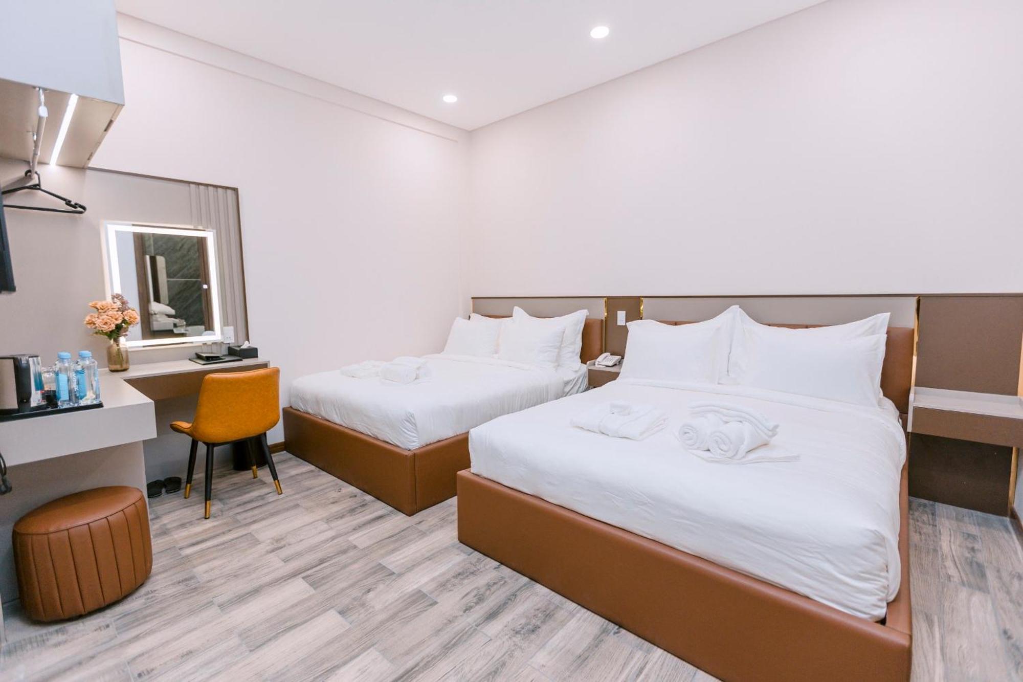 Vin Hotel Vinh Long Exterior photo