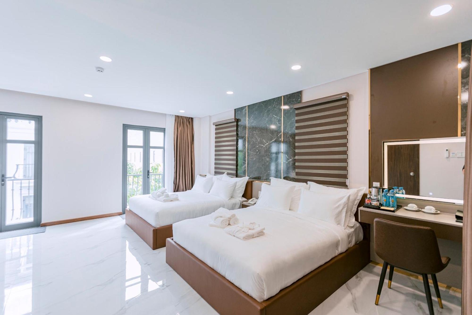 Vin Hotel Vinh Long Exterior photo