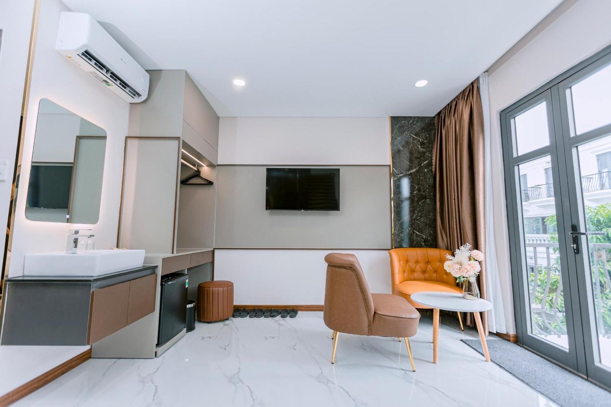 Vin Hotel Vinh Long Exterior photo