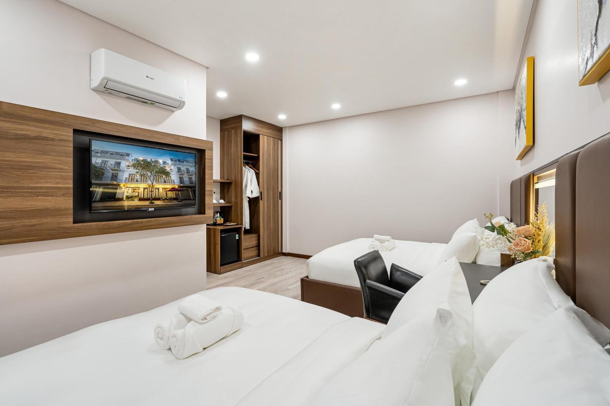 Vin Hotel Vinh Long Exterior photo
