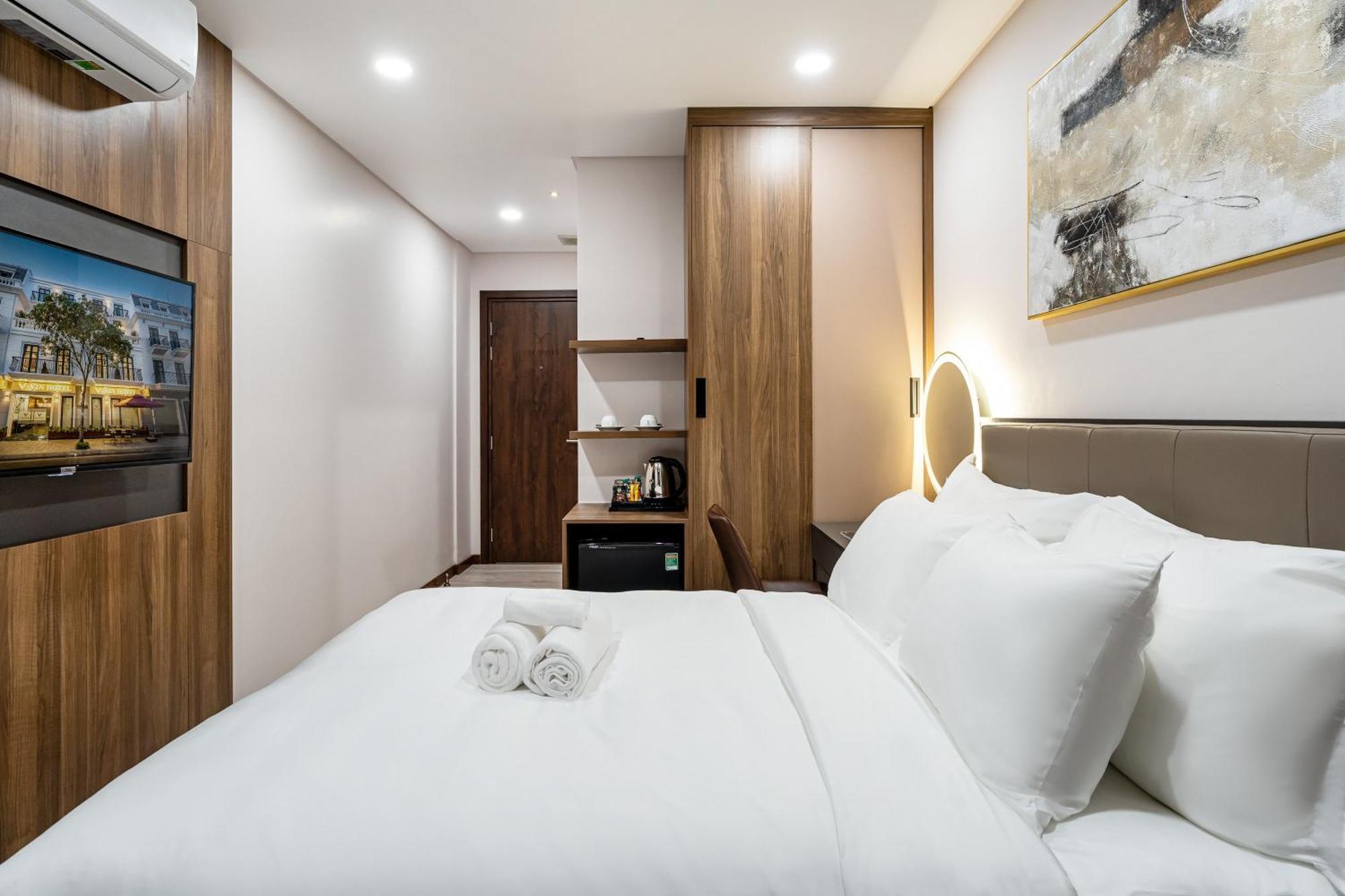 Vin Hotel Vinh Long Exterior photo
